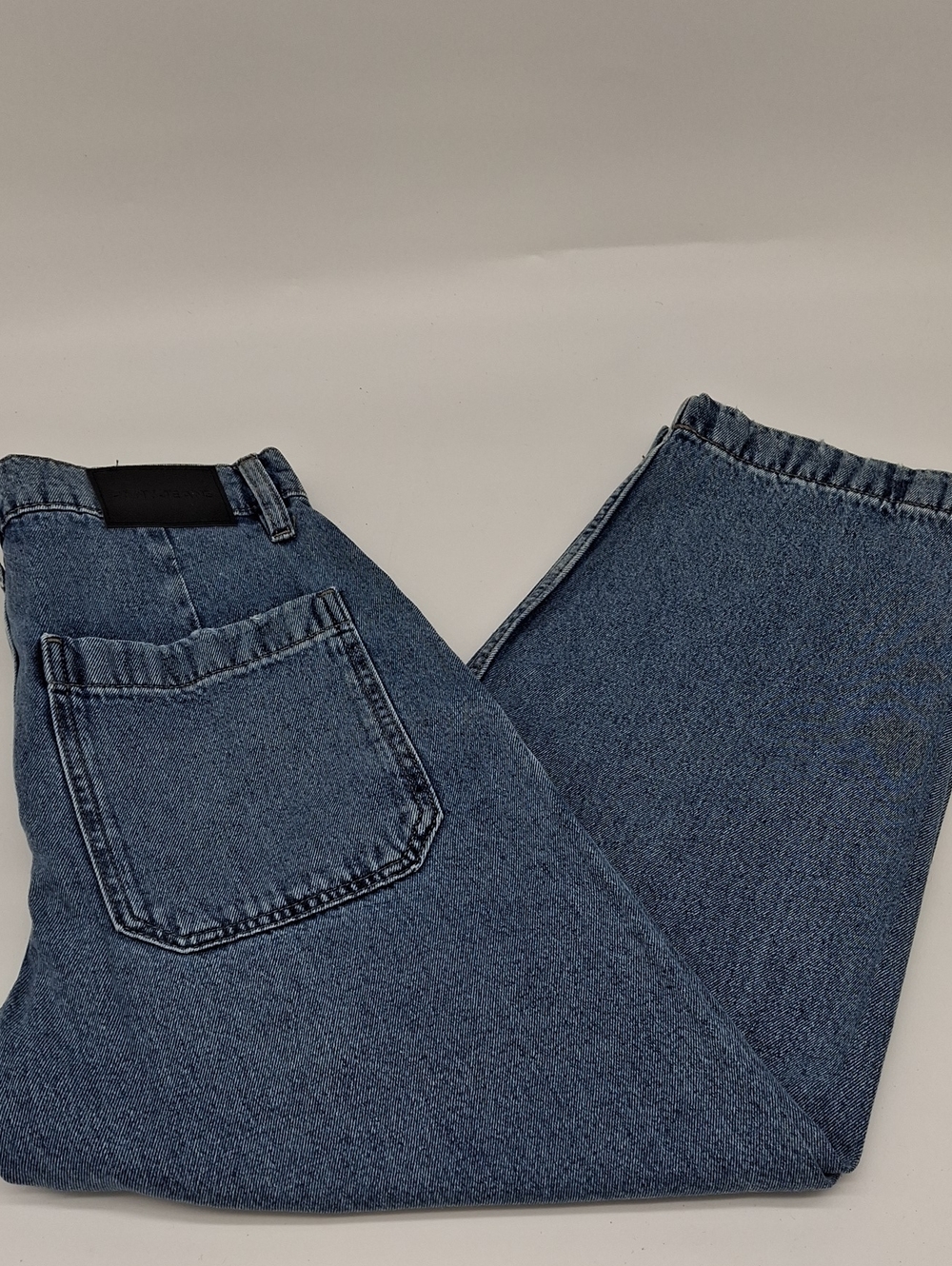 DKNY Jeans High Rise Barrel Leg Jeans 27